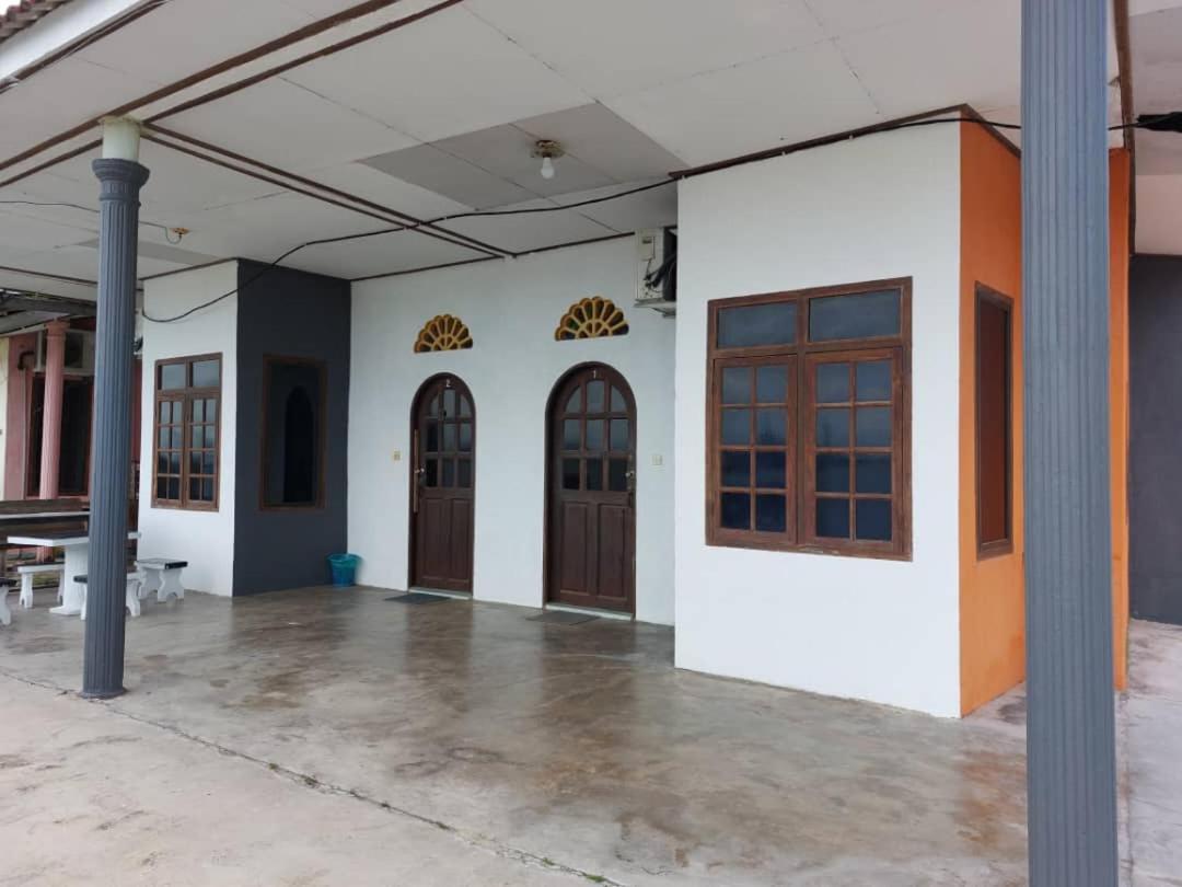 Rumah Rehat Qnm Holidays Κουάλα Τερενγκάνου Εξωτερικό φωτογραφία